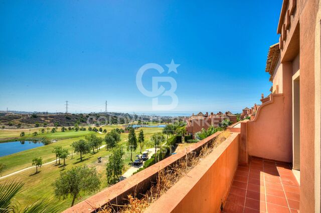 Semi-detached house with panoramic sea views in Estepona