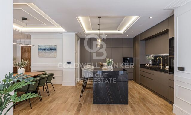 Spectacular brand new refurbished flat in Recoletos, Barrio Salamanca