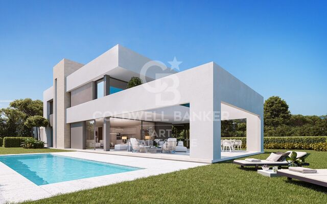 Villa contemporaine de luxe avec vue panoramique sur la mer à Elviria