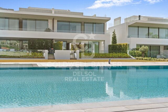 Luxury villa for sale on the Golden Mile, Marbella