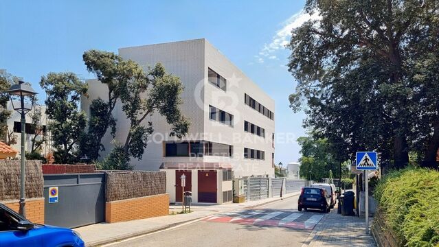 New construction apartment in Llavaneres delivered July 2025