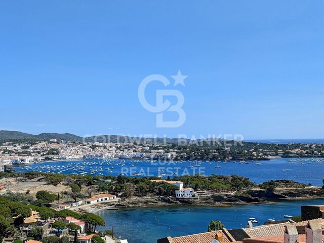 Encantadora casa con vistas espectaculares al mar en Cadaqués