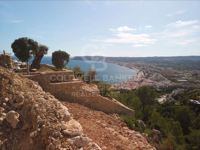 Grundstück mit Projekt und Baugenehmigung zum Verkauf - Cuesta de San Antonio, Jávea