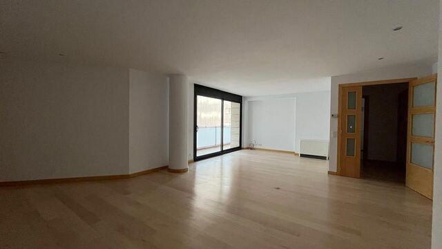 Apartment 5 Bedrooms Sale Andorra la Vella