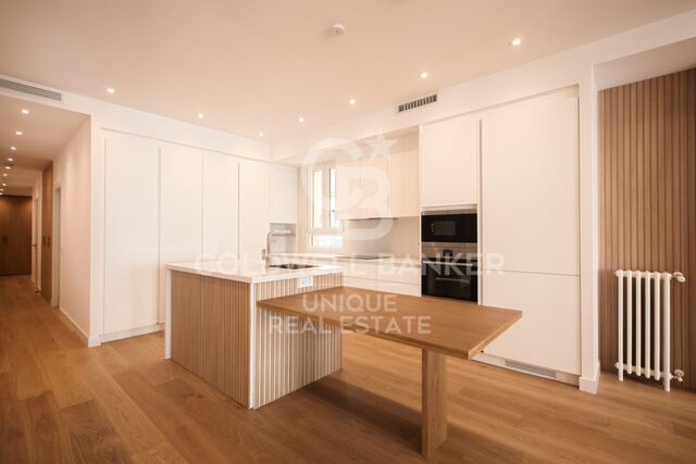 Exclusive brand new flat in the prestigious Calle Fernán González