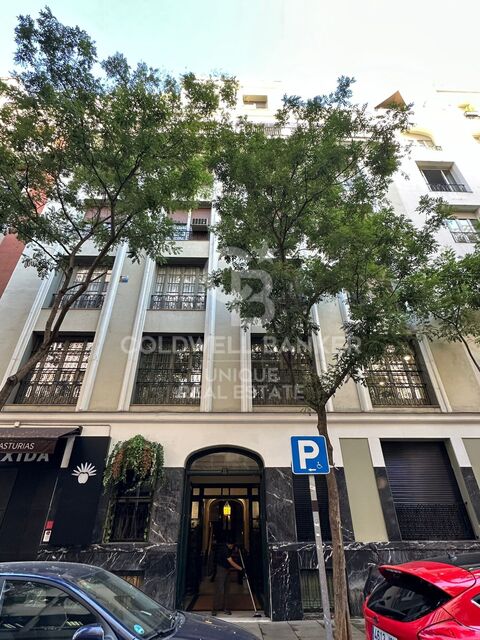 Spacious flat for sale in Salamanca district, Madrid