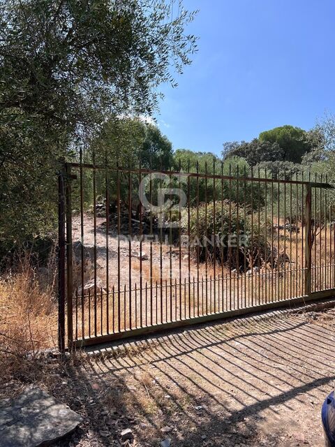 Plot with panoramic views of the Ronda mountain range