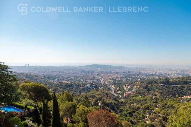 Spectacular apartment for sale in Vallvidrera with the best views of Barcelona