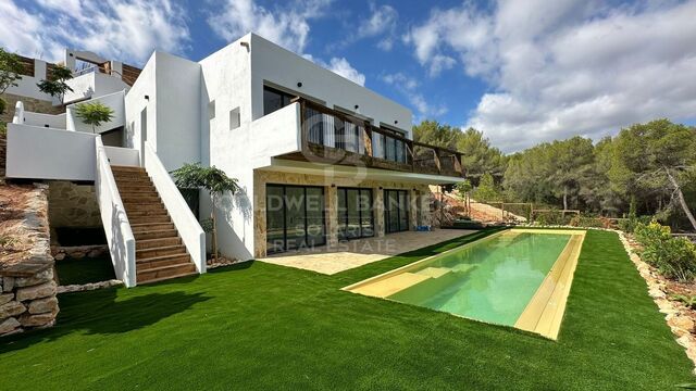 Villa con vistas al mar en Residencial Puerta Fenicia, Jávea