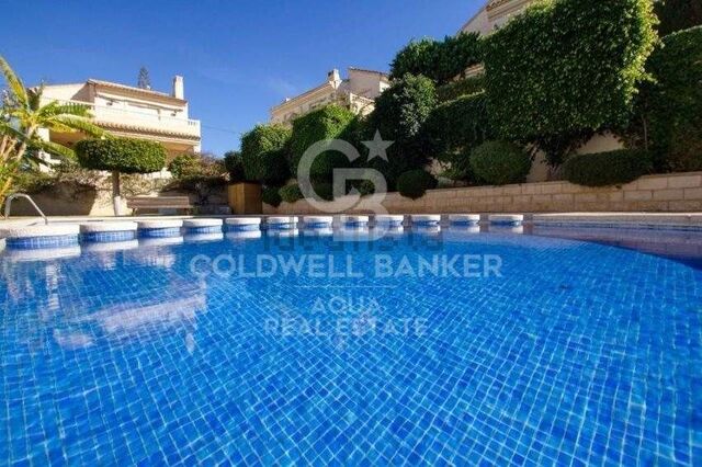 Town House 4 Bedrooms Triplex Sale l'Alfàs del Pi