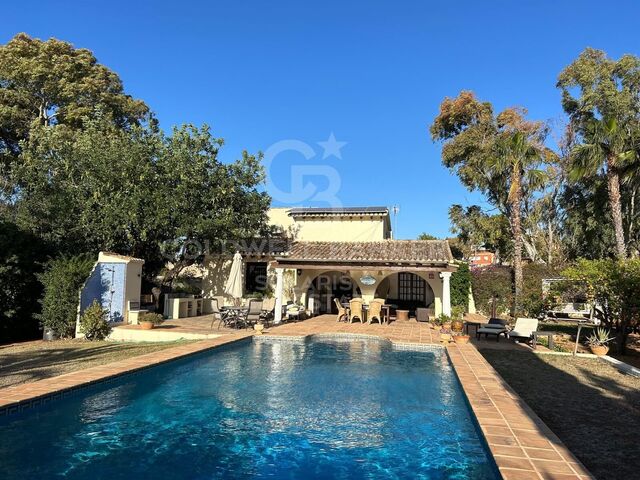 Charmante Finca à La Xara avec grands jardins et piscine