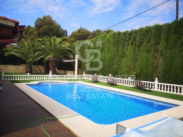 Villa 4 Bedrooms Duplex Sale l'Alfàs del Pi