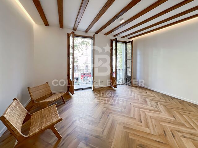 Apartment with terrace in Central Barcelona