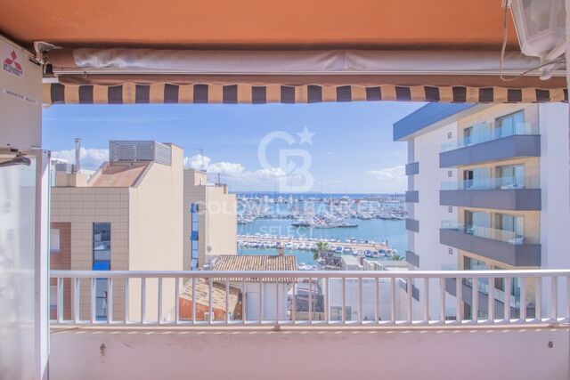 Exklusive Wohnung mit direktem Meerblick in Palma de Mallorca - Perfekte Lage und Renovierungspotenzial