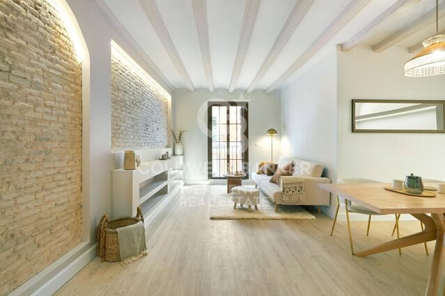 Flat 3 Bedrooms Sale Barcelona