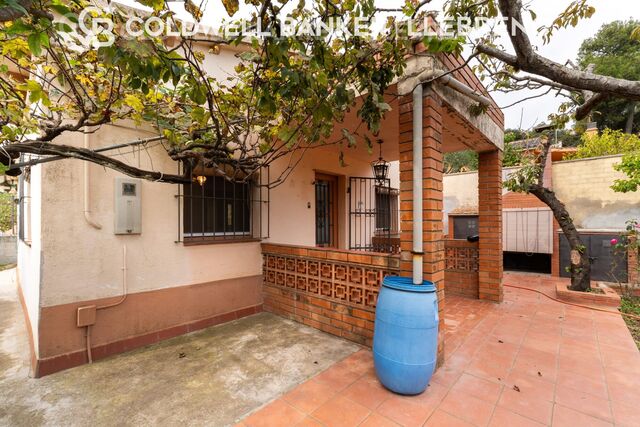 House 3 Bedrooms Sale Barcelona