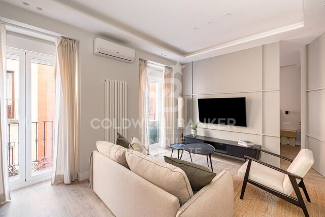 Elegant renovated flat for sale in Justicia, Madrid