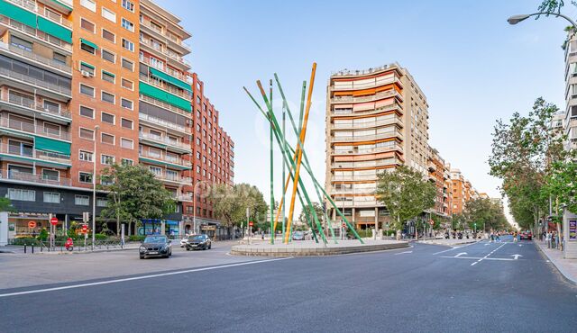 Excellent appartement à vendre à l'extérieur à rénover à Chamberí, Madrid