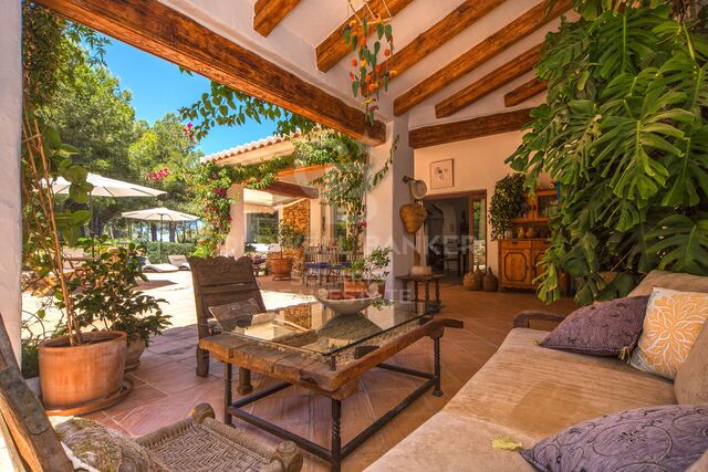 Villa estilo Balear de excelentes calidades en la zona de La Plana, Jávea