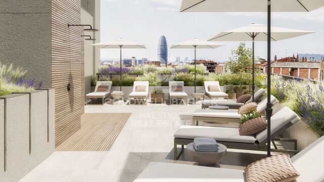 Spectacular brand-new penthouses with private and communal terraces, sea views