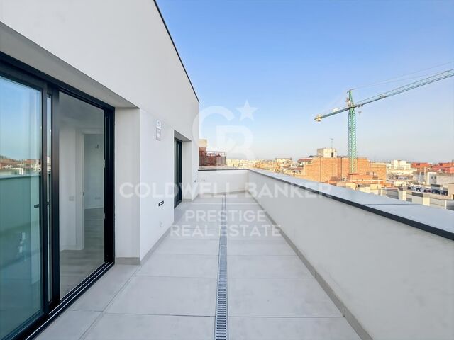 Penthouse with a spacious terrace and high-quality finishes