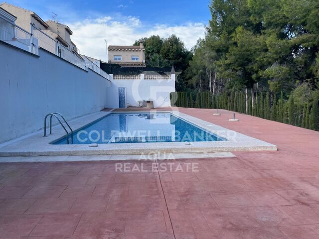 Town House 3 Bedrooms Triplex Sale l'Alfàs del Pi