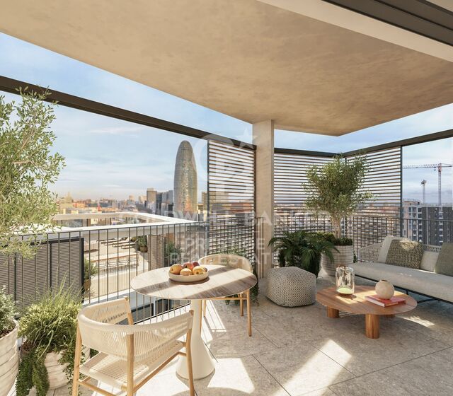 Neugebaute 2-Zimmer-Wohnung mit Terrasse in Eixample