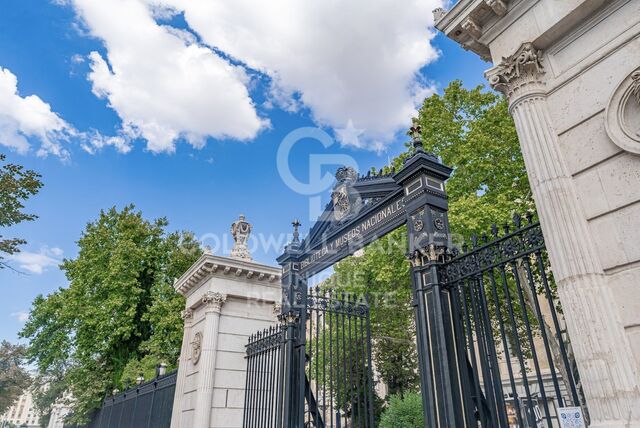 Exclusive flat for sale a few meters from the Retiro Park, Madrid