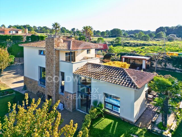 Maison de luxe avec piscine intérieure à L'Escala