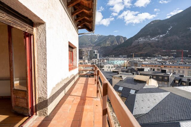 Town House 5 Bedrooms Sale Sant Julià de Lòria