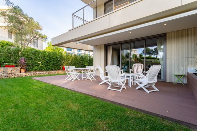 FOR SALE SPECTACULAR GROUND FLOOR WITH GARDEN TO THE EXCLUSIVE INFINITUM RESIDENTIAL COMPLEX