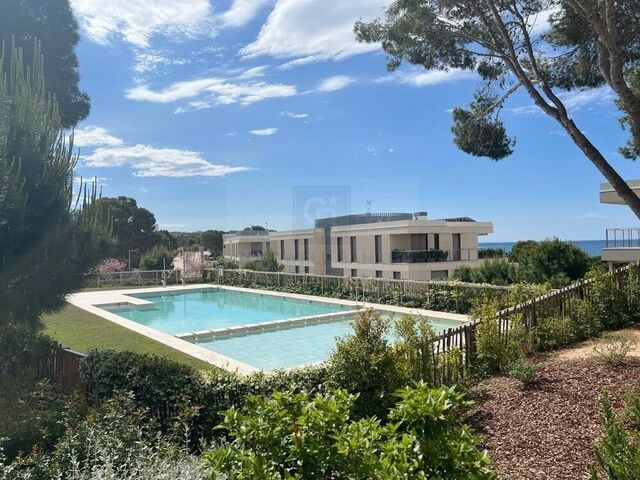 ALQUILER TEMPORAL DE UNA VIVIENDA EN EL EXCLUSIVO COMPLEJO RESIDENCIAL INFINITUM DE SALOU