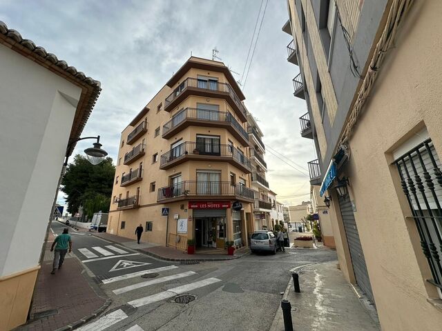 Wonderful refurbished flat for sale in the centre of Jávea