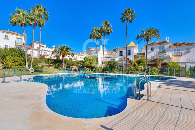 Beautiful semi-detached house in Estepona