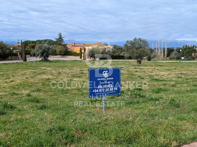 Parcela constructible en el Golf de Peralada