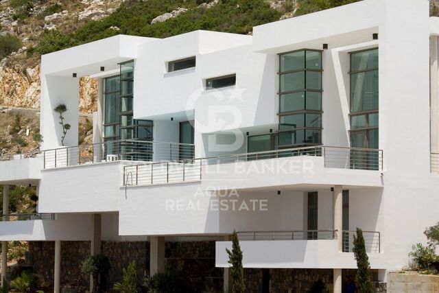 Villa 4 Bedrooms Triplex Rent Altea