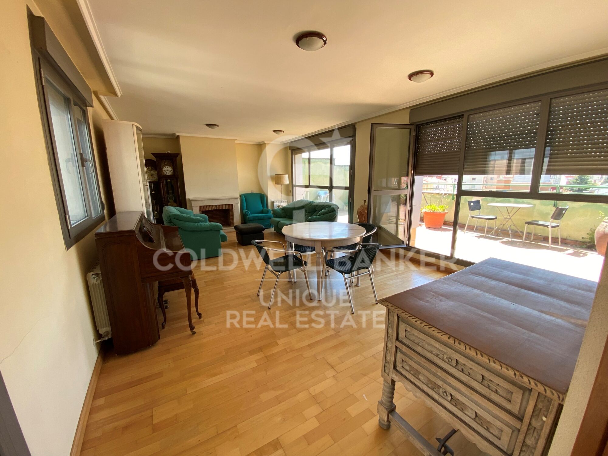 Penthouse with panoramic terrace in Salamanca