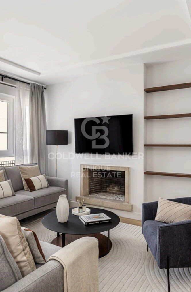 Renovated exterior flat in Chamberí, Madrid