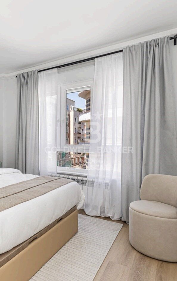 Renovated exterior flat in Chamberí, Madrid