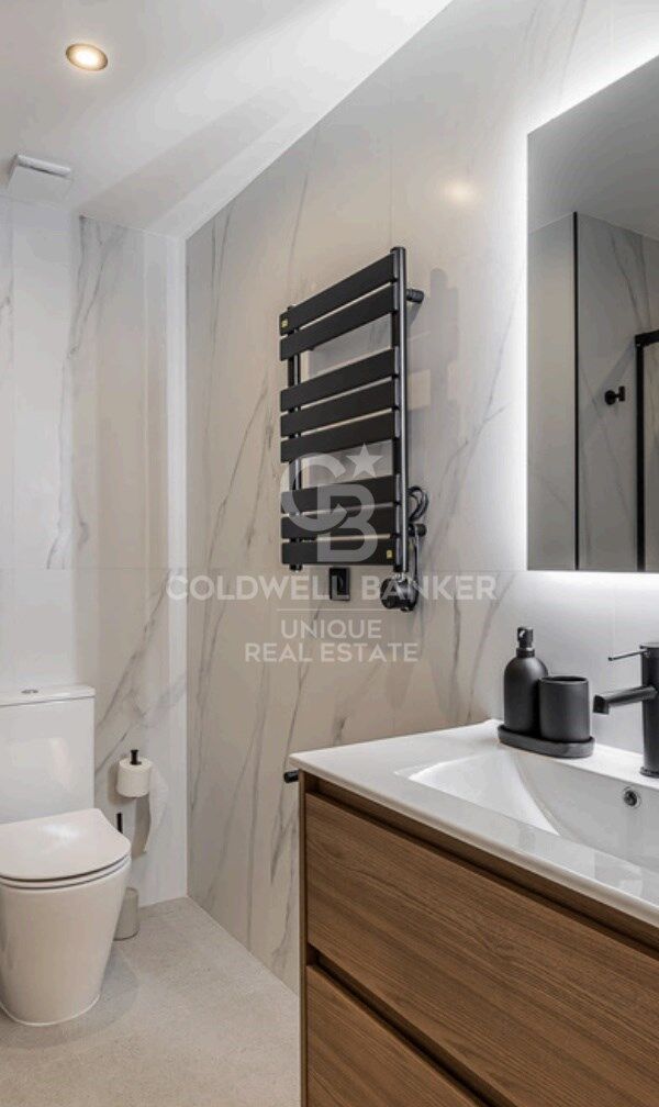 Renovated exterior flat in Chamberí, Madrid