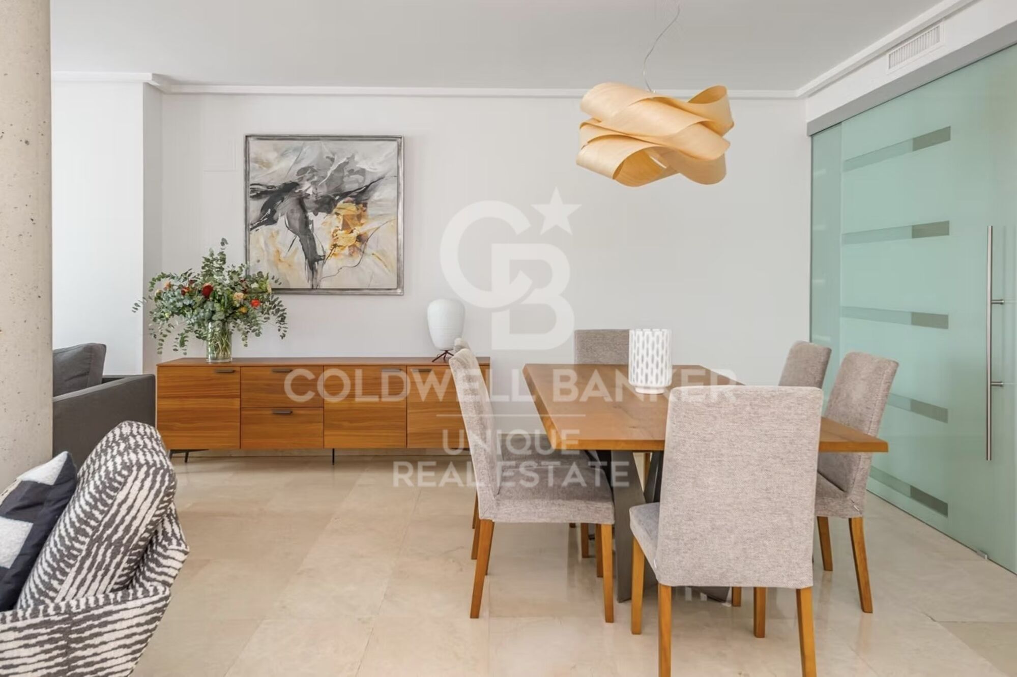 Penthouse in Plaza de Olavide with 4 bedrooms