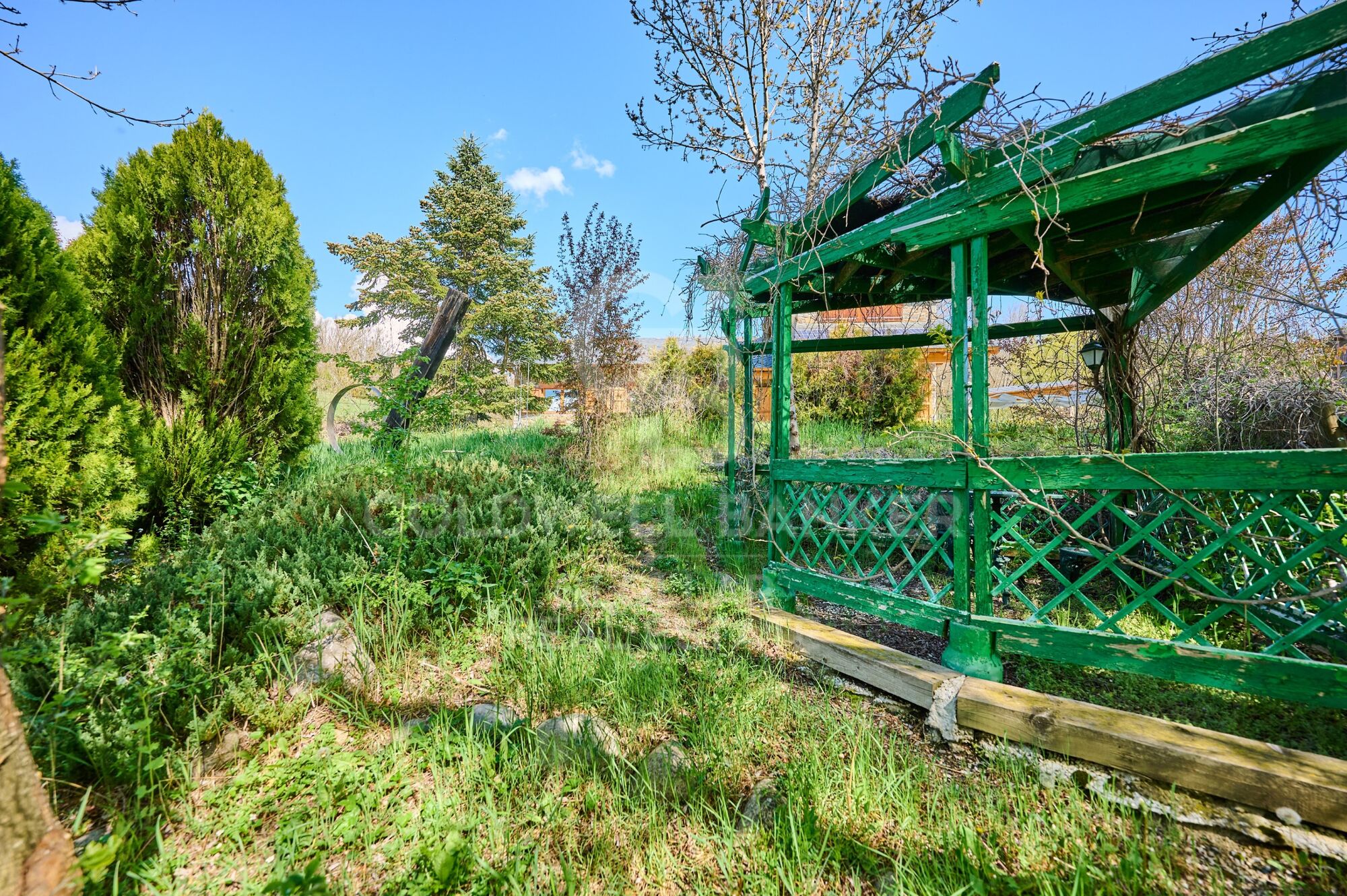 House 4 Bedrooms Sale Isòvol