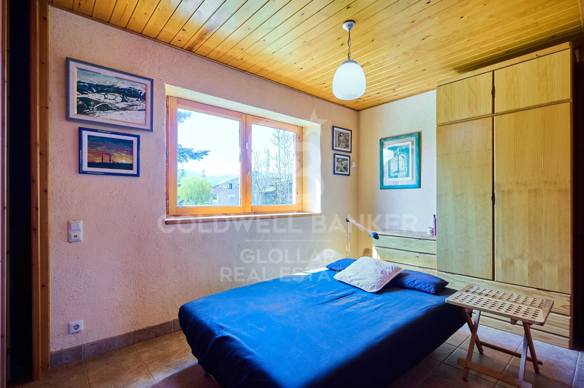 House 4 Bedrooms Sale Isòvol