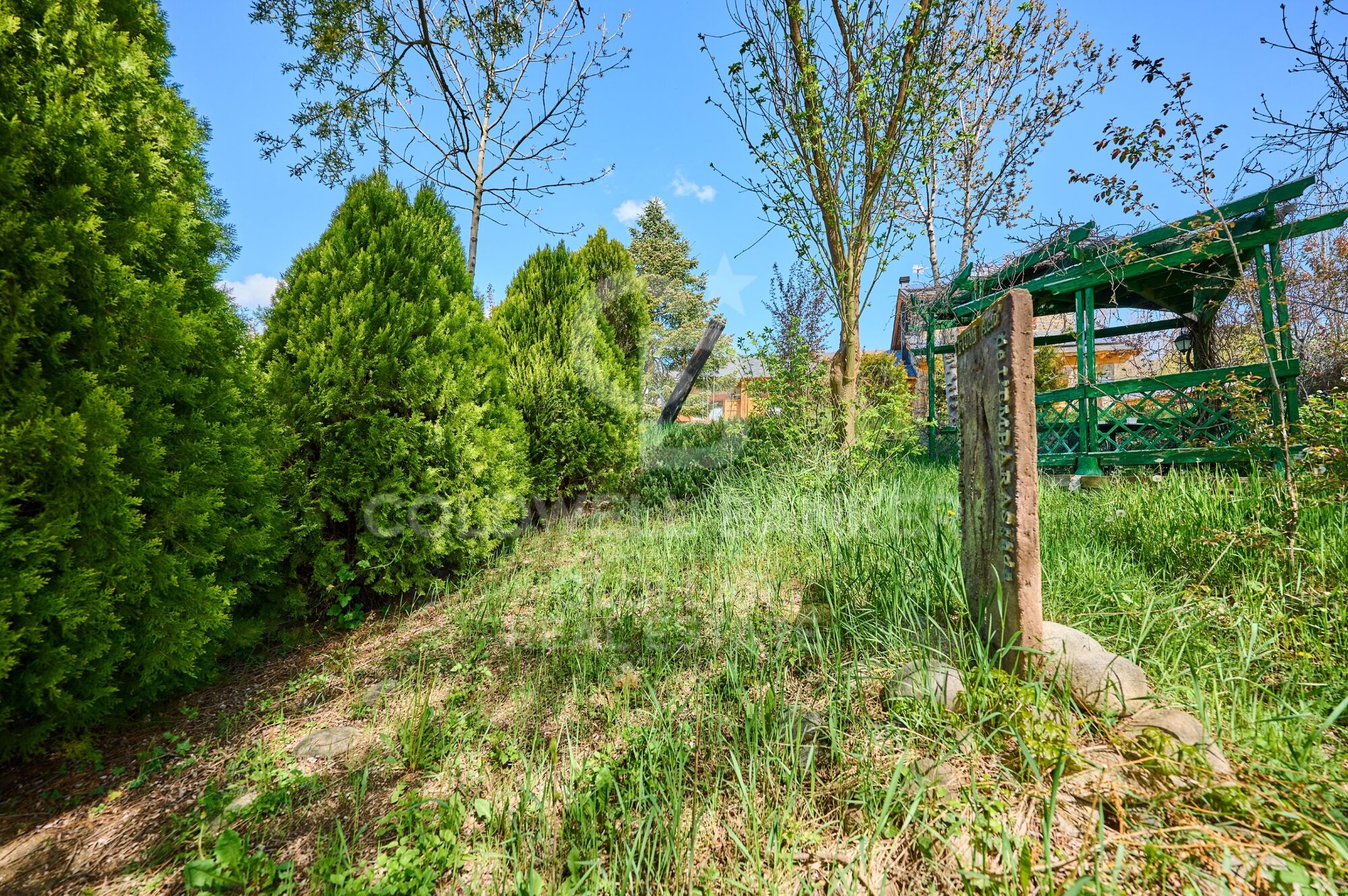 House 4 Bedrooms Sale Isòvol