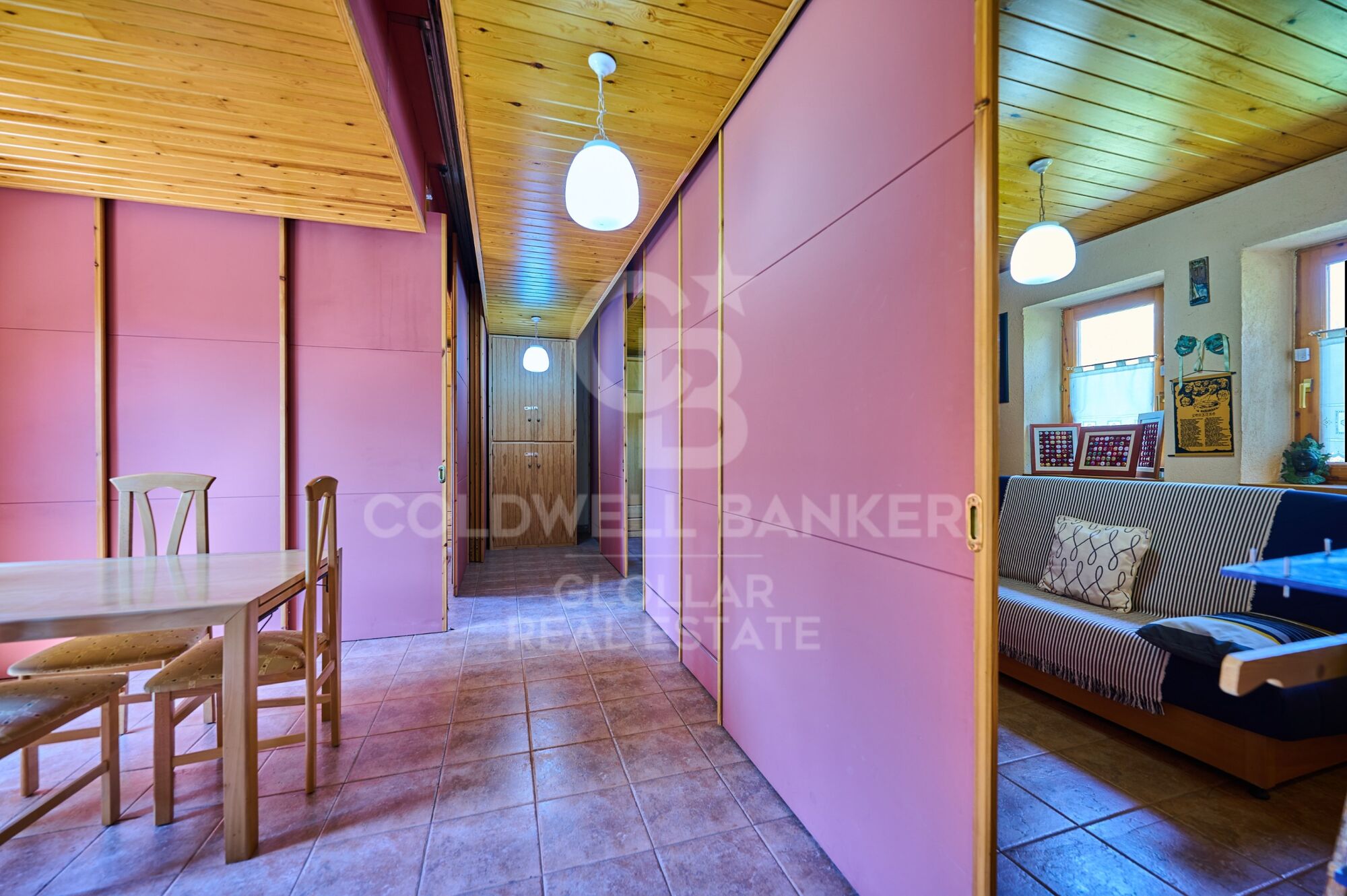House 4 Bedrooms Sale Isòvol
