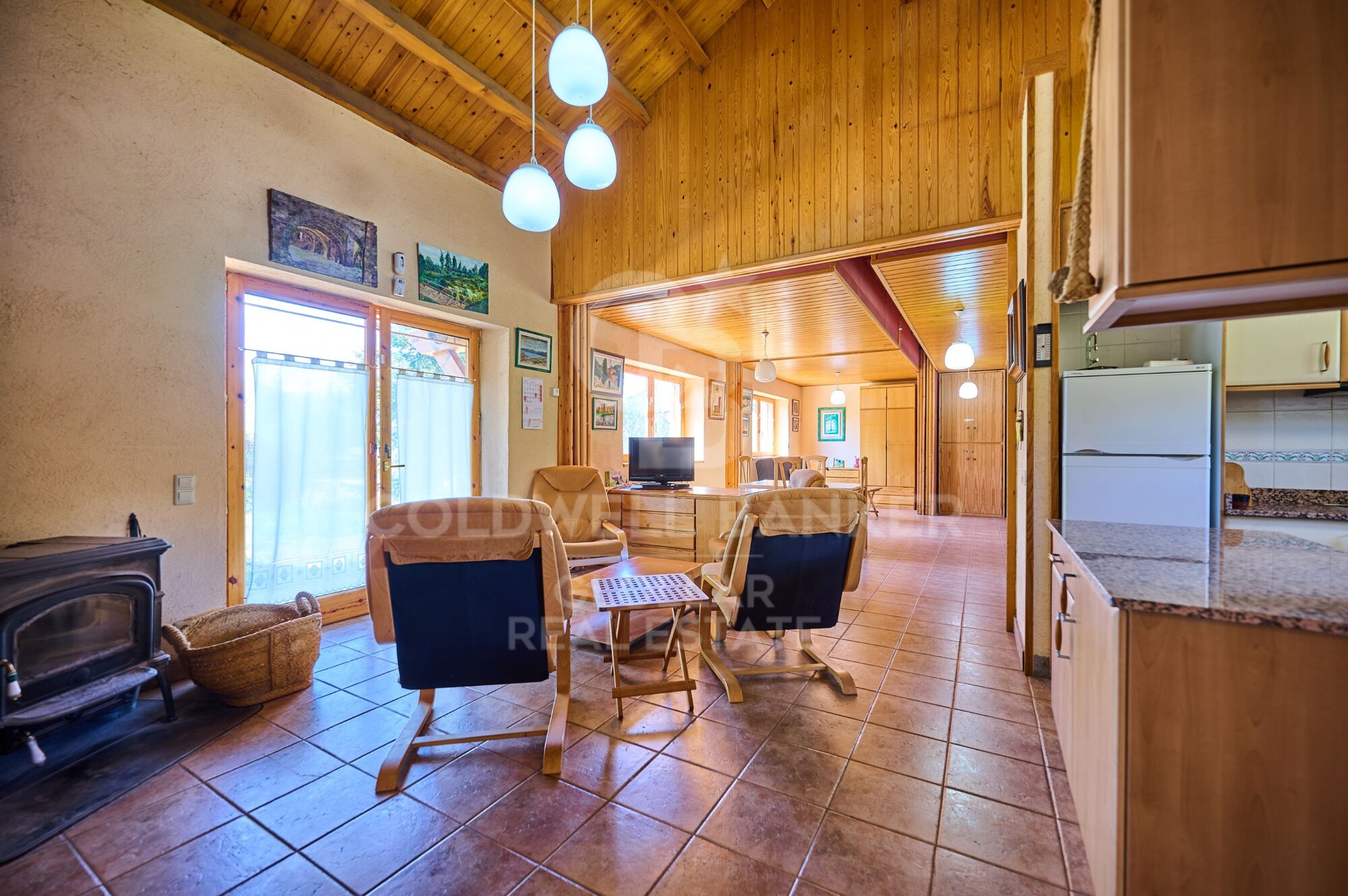 House 4 Bedrooms Sale Isòvol