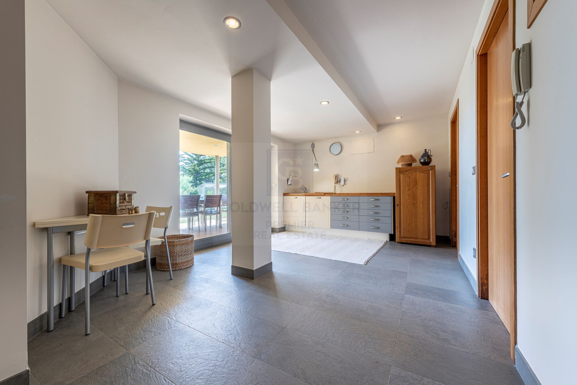 Contemporary villa with panoramic sea views in Tarragona