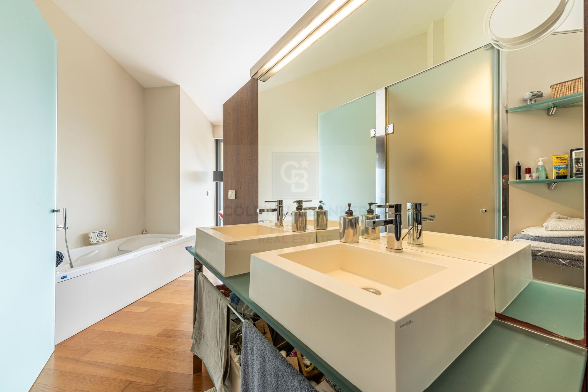 Contemporary villa with panoramic sea views in Tarragona