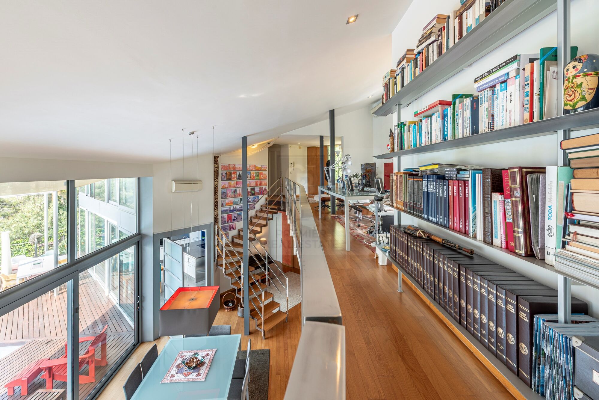 Contemporary villa with panoramic sea views in Tarragona