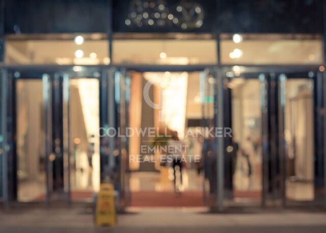 240m² Commercial Premises to Renovate for Sale on Ganduxer Street